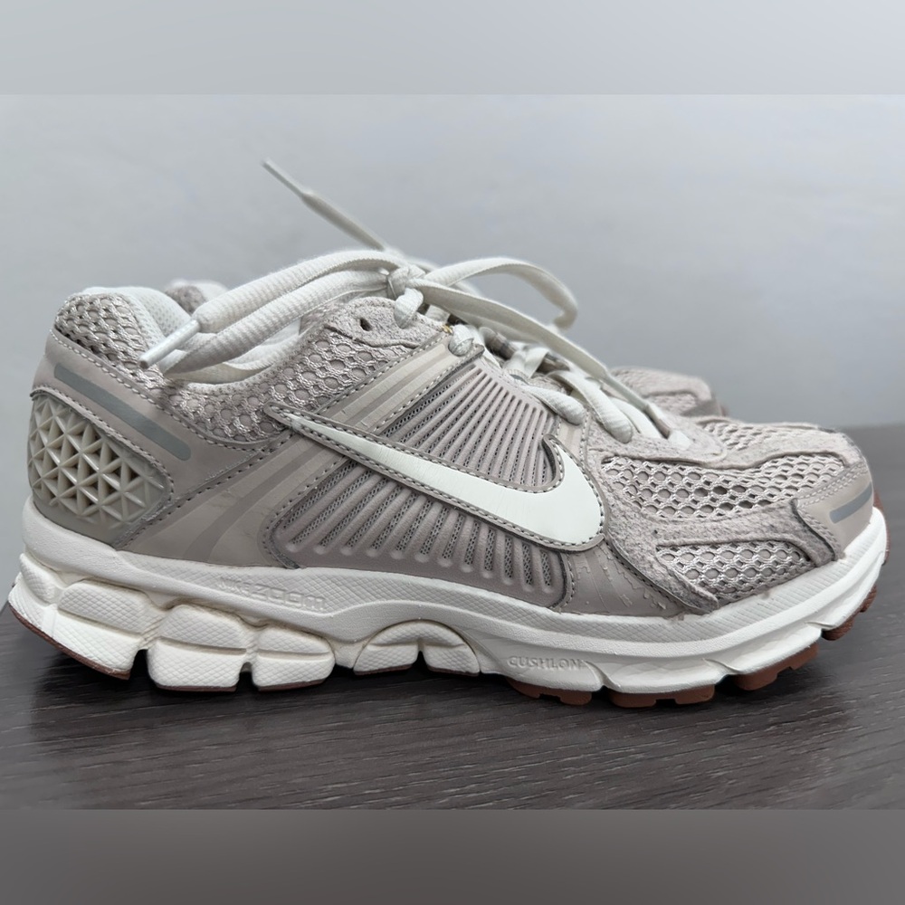 Nike Zoom Vomero 5